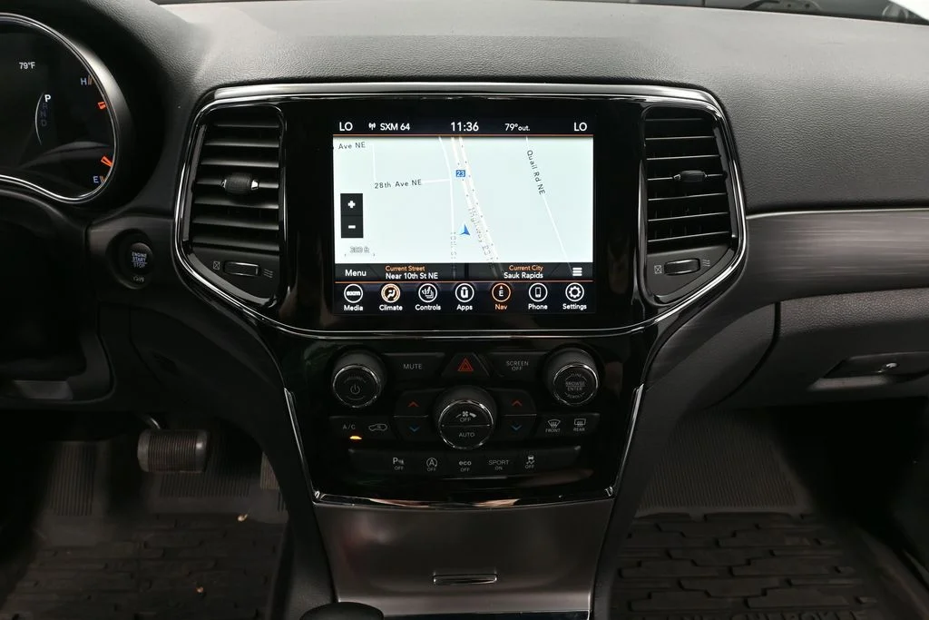 Used 2021 White Jeep Laredo X image 35