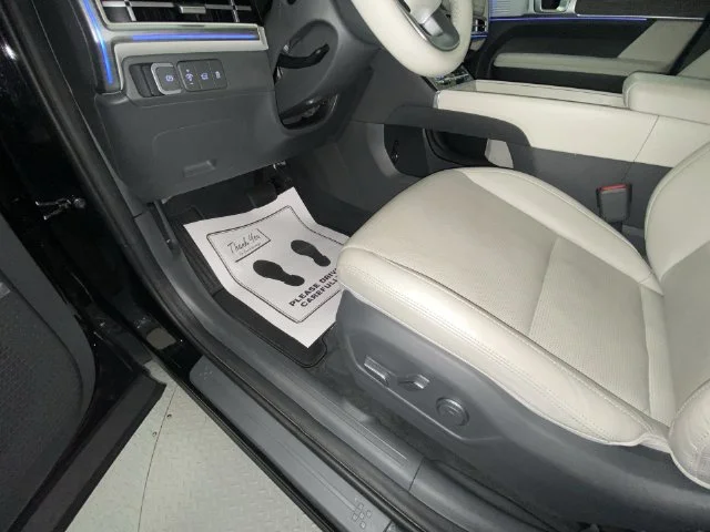 Used 2024 Black Hyundai Limited image 12