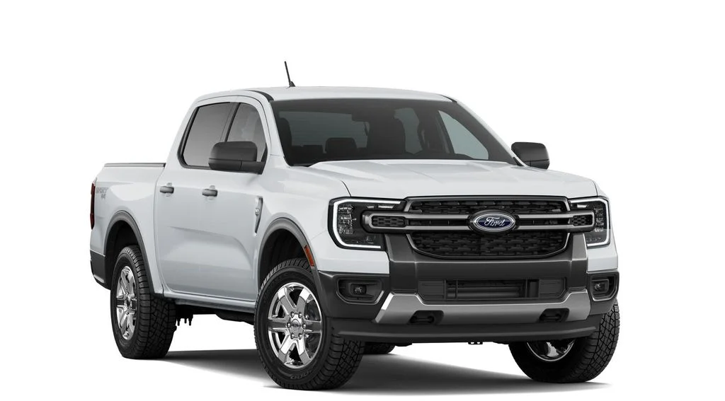 New 2026 Oxford White Ford XLT image 4