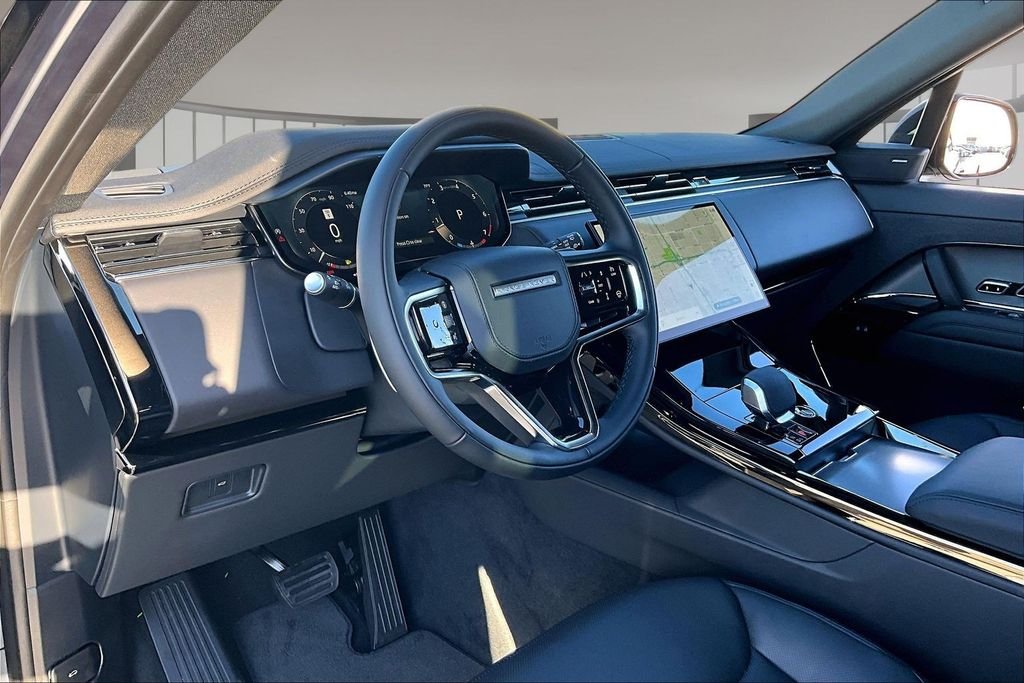 New 2026 VARESINE BLUE Land Rover SE image 7