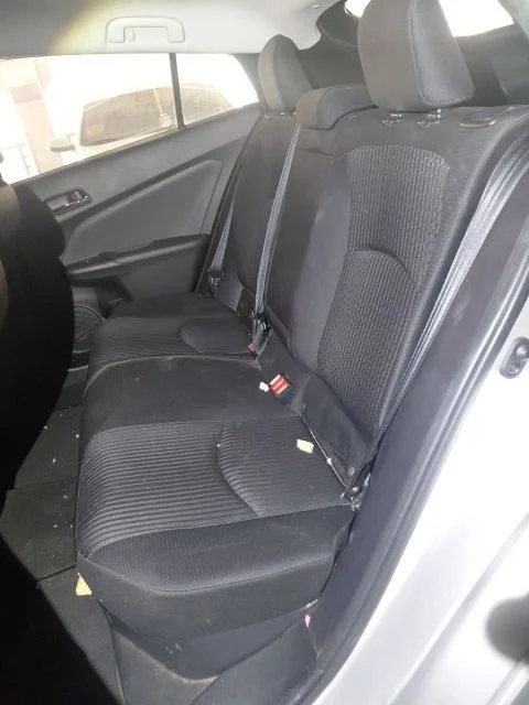 Used 2018 Silver Toyota Two image 6