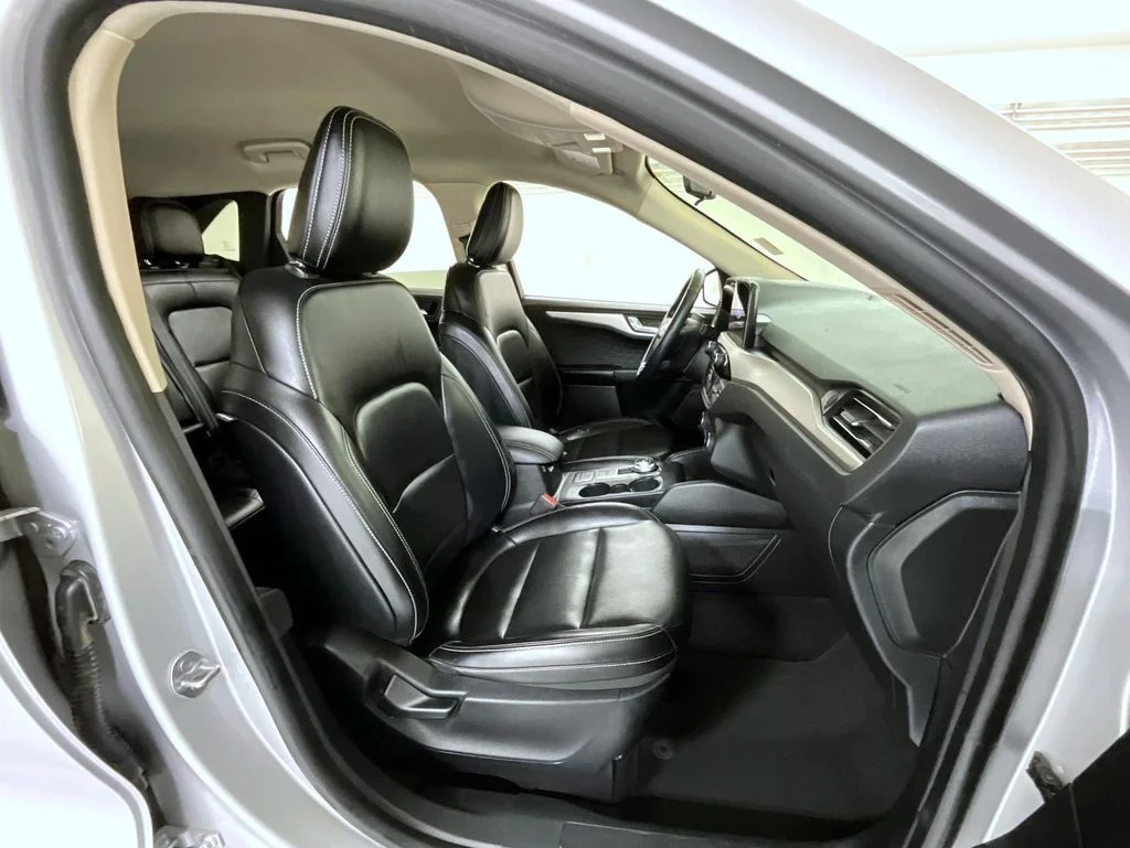 Used 2020 Silver Ford SEL image 15
