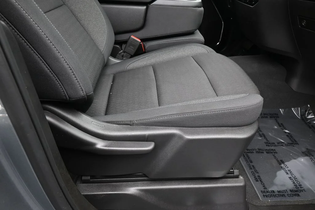Used 2025 Sterling Metallic GMC Elevation image 40