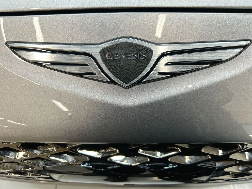 Used 2026 Silver Genesis 2.5T image 34