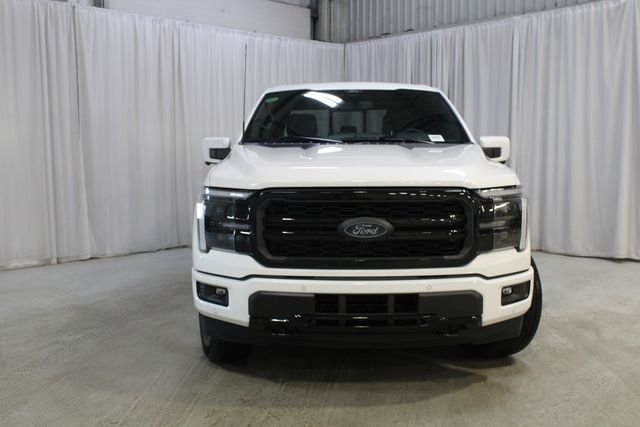 New 2026 Star White Metallic Tri-Coat Ford Lariat image 37