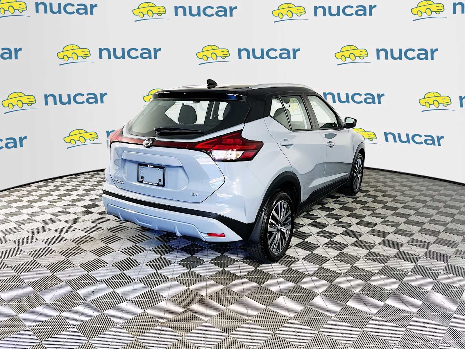 Used 2024 Gray/Super Black Nissan SV image 7