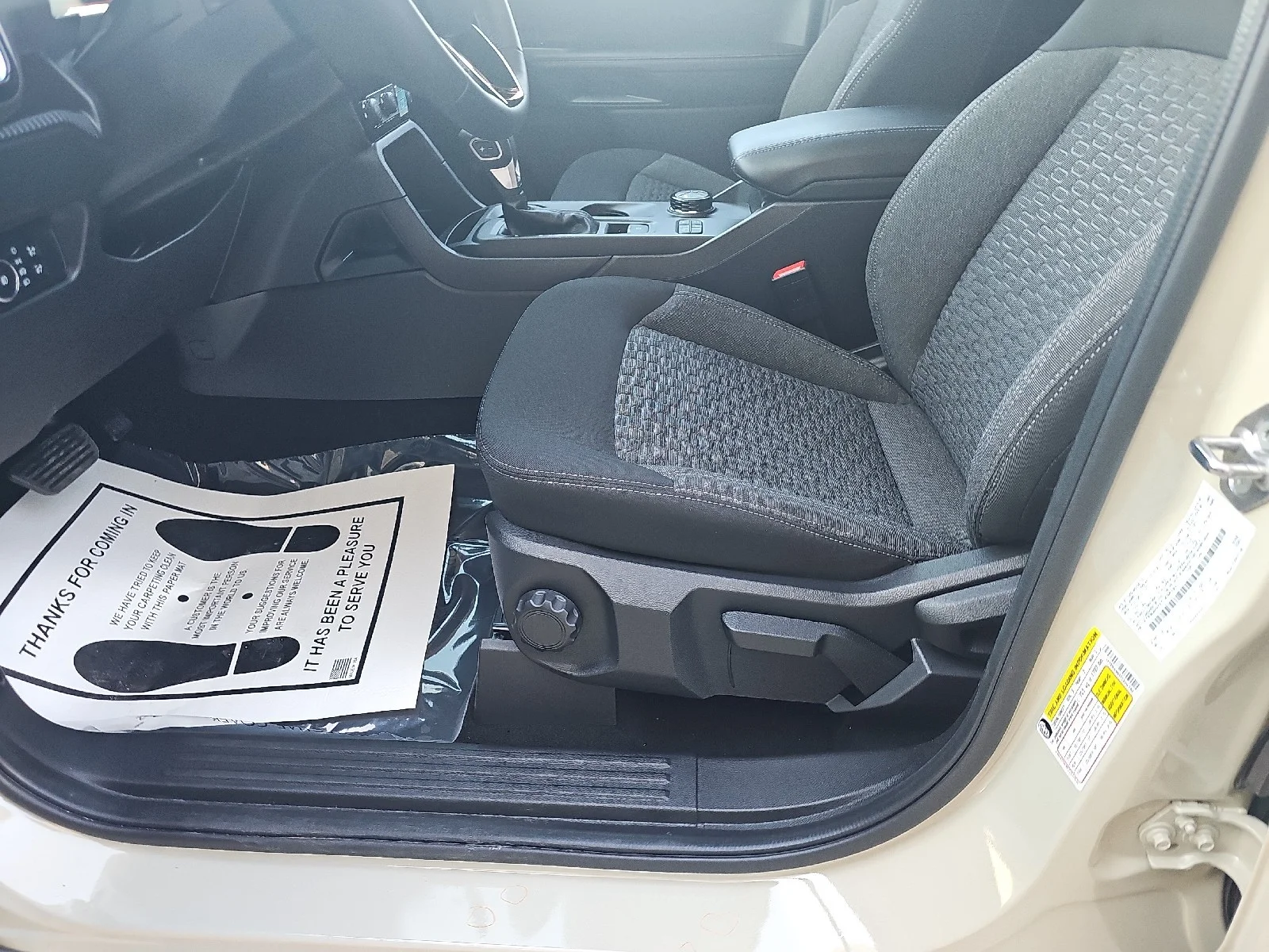 New 2026 Desert Sand Ford XLT image 21