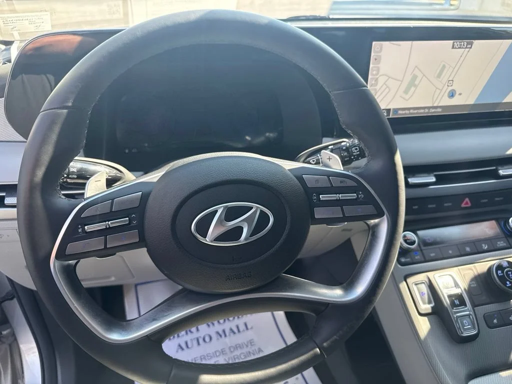 Used 2024 Typhoon Silver Hyundai SEL 7P image 13