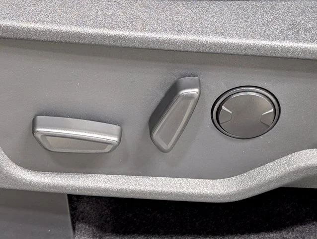 New 2026 Avalanche Gray Ford Outer Banks® image 43