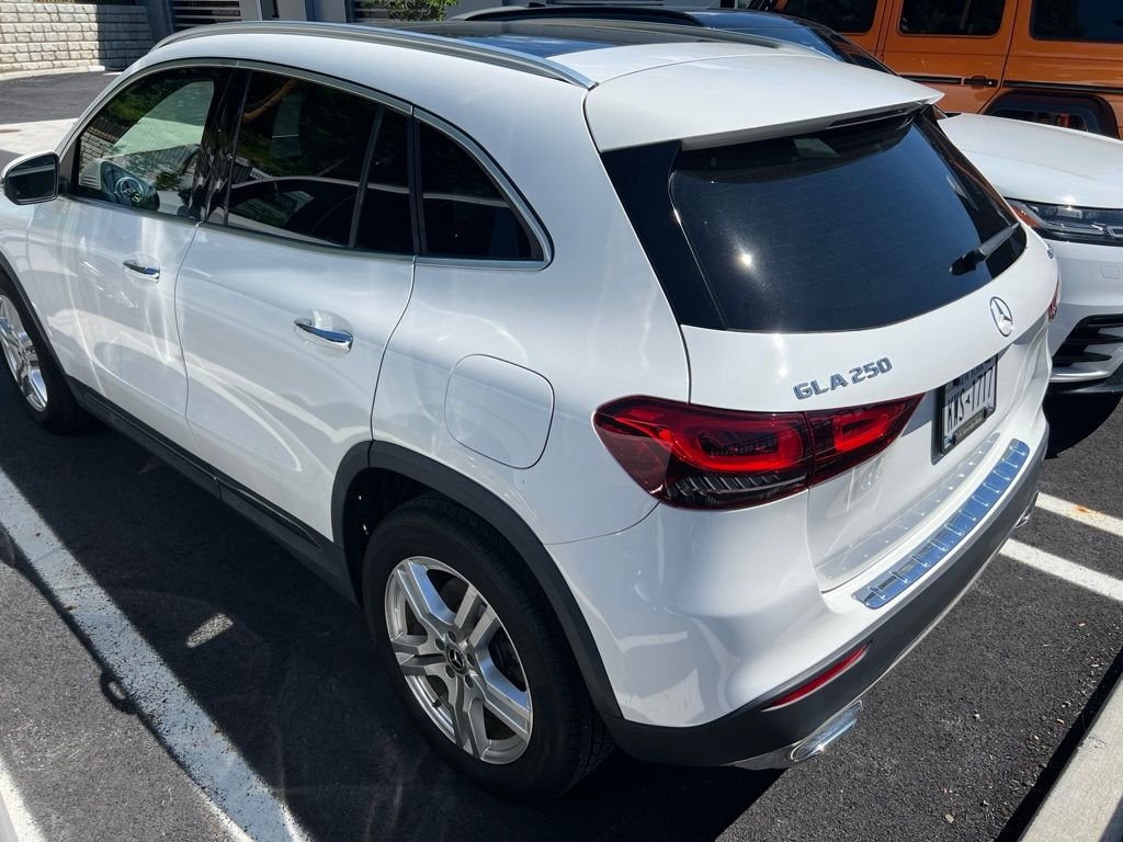 Certified Used 2022 White Mercedes-Benz GLA 250 image 5