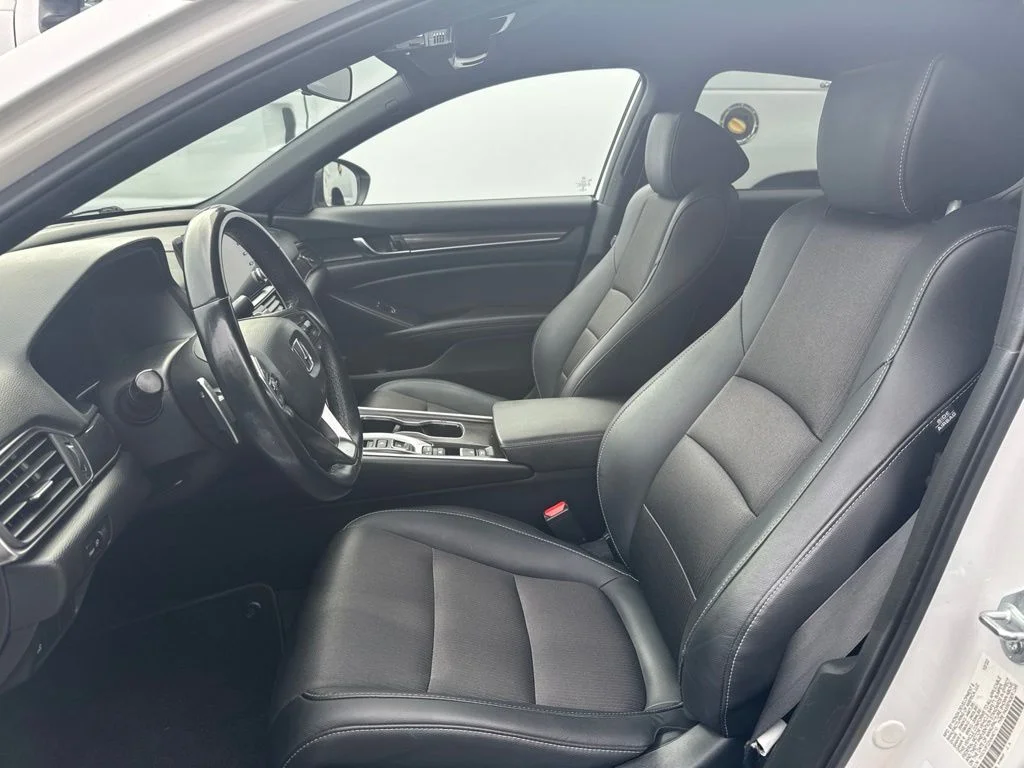 Used 2022 White Honda Sport image 5