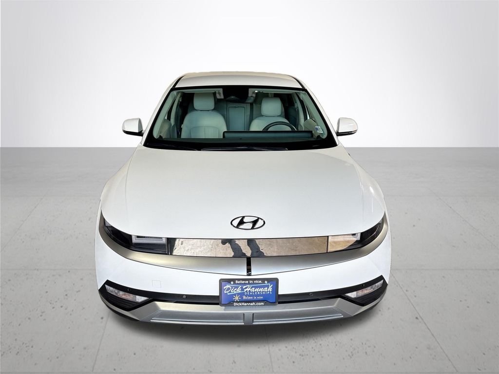Used 2023 White Hyundai SEL image 3