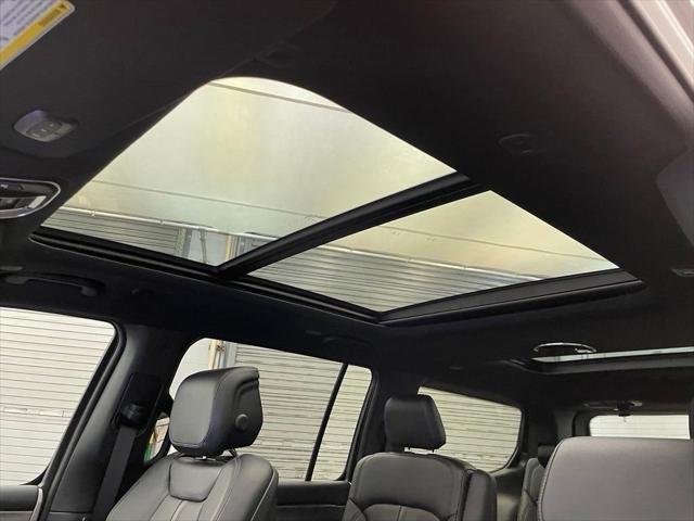 New 2026 Bright White Clearcoat Jeep Grand Wagoneer image 16