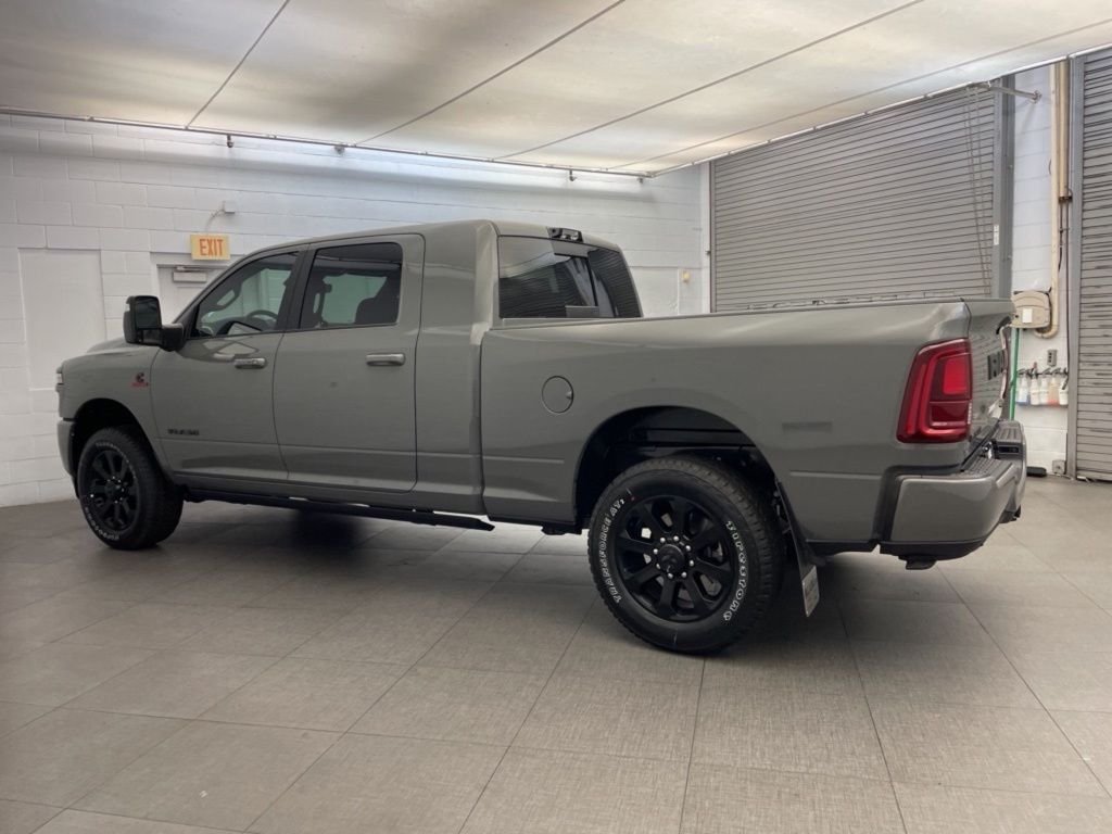New 2026 Ceramic Gray Clear-Coat Exterior Paint RAM Laramie image 8