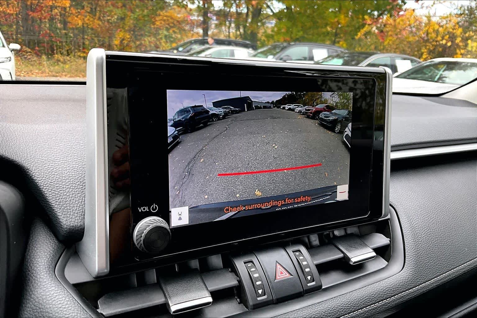 Used 2024 Midnight Black Metallic Toyota Hybrid XLE Premium image 28