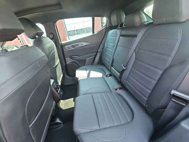 Used 2024 Blue Alfa Romeo Veloce image 28