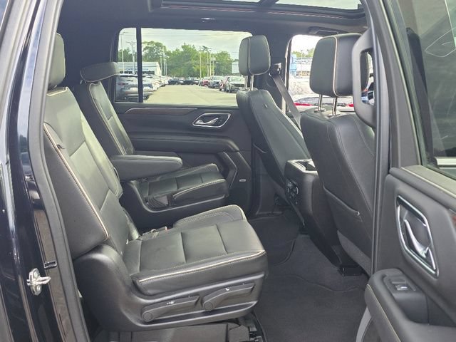 2021 Chevrolet Suburban Premier - Photo 24