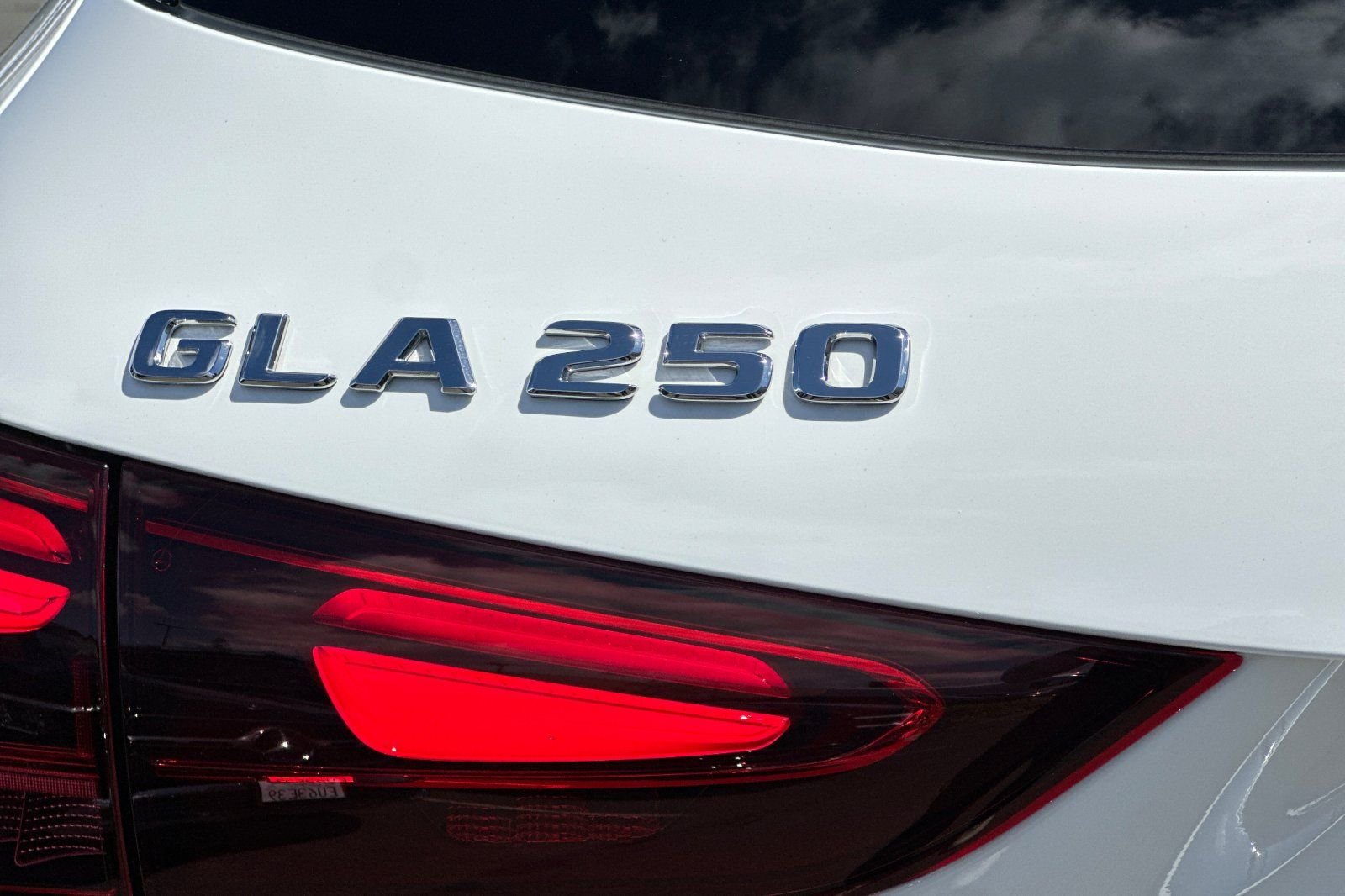 Certified Used 2026 White Mercedes-Benz GLA 250 image 27