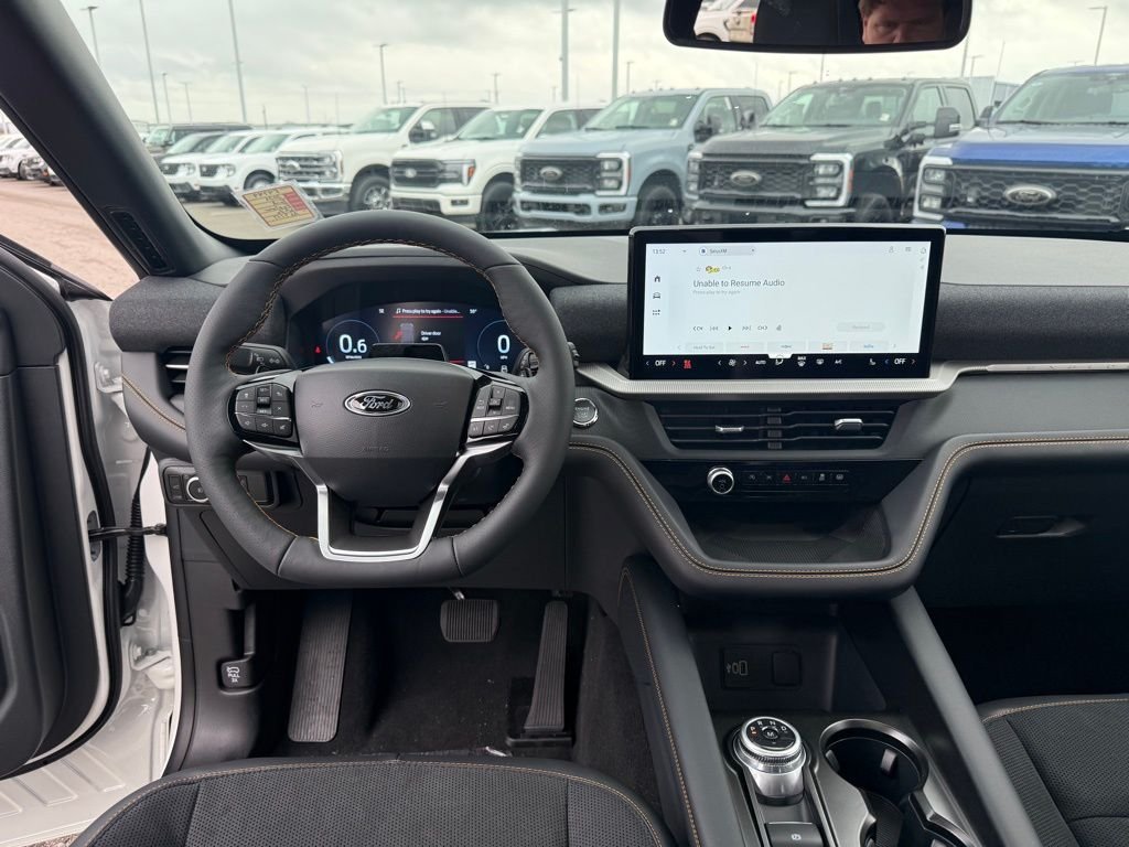 2026 Ford Explorer Tremor - Photo 14