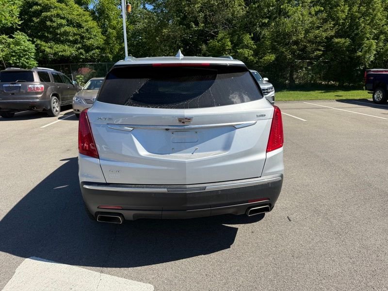 Used 2018 Silver Cadillac Luxury image 7