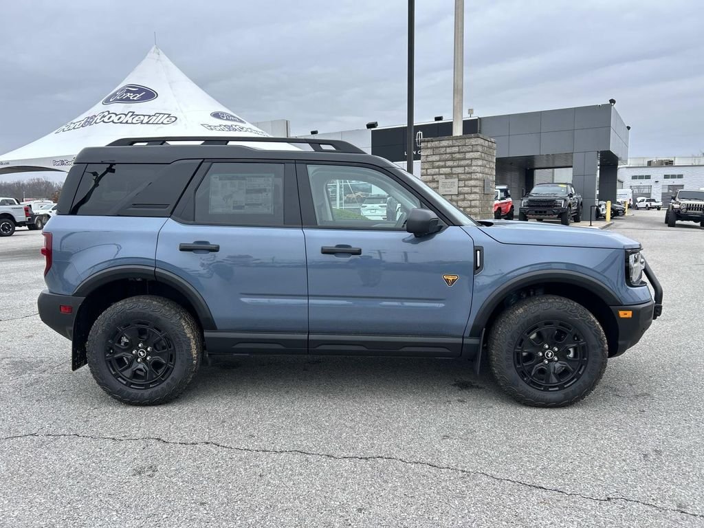 New 2025 Azure Gray Metallic Tri-Coat Ford Badlands® image 3