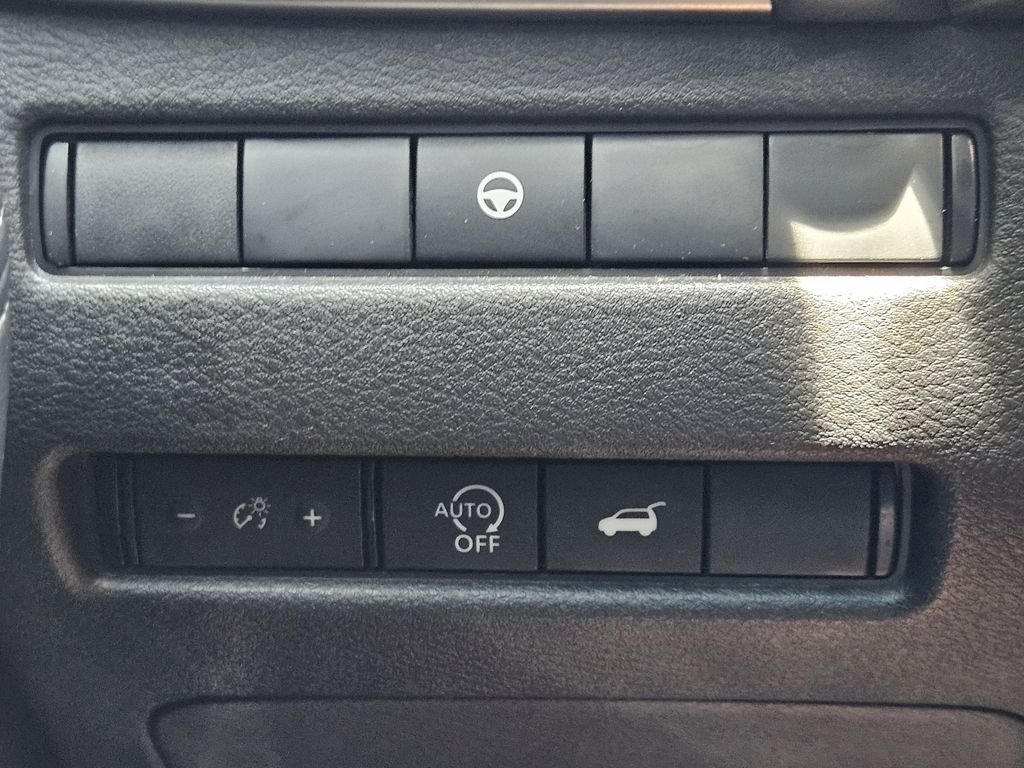 Certified Used 2024  Nissan SV image 21
