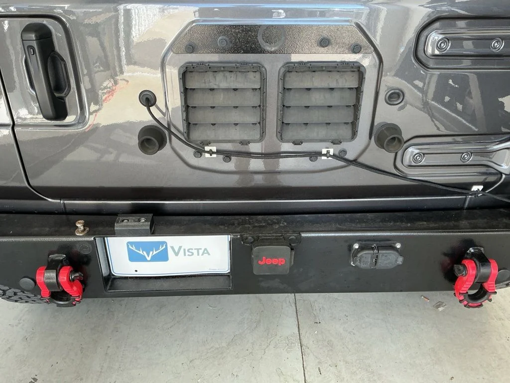 Used 2022 Crystal Metallic Jeep Rubicon image 33