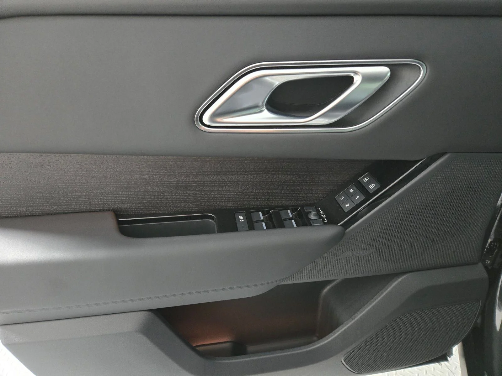 2026 Land Rover Range Rover Velar Dynamic SE - Photo 24