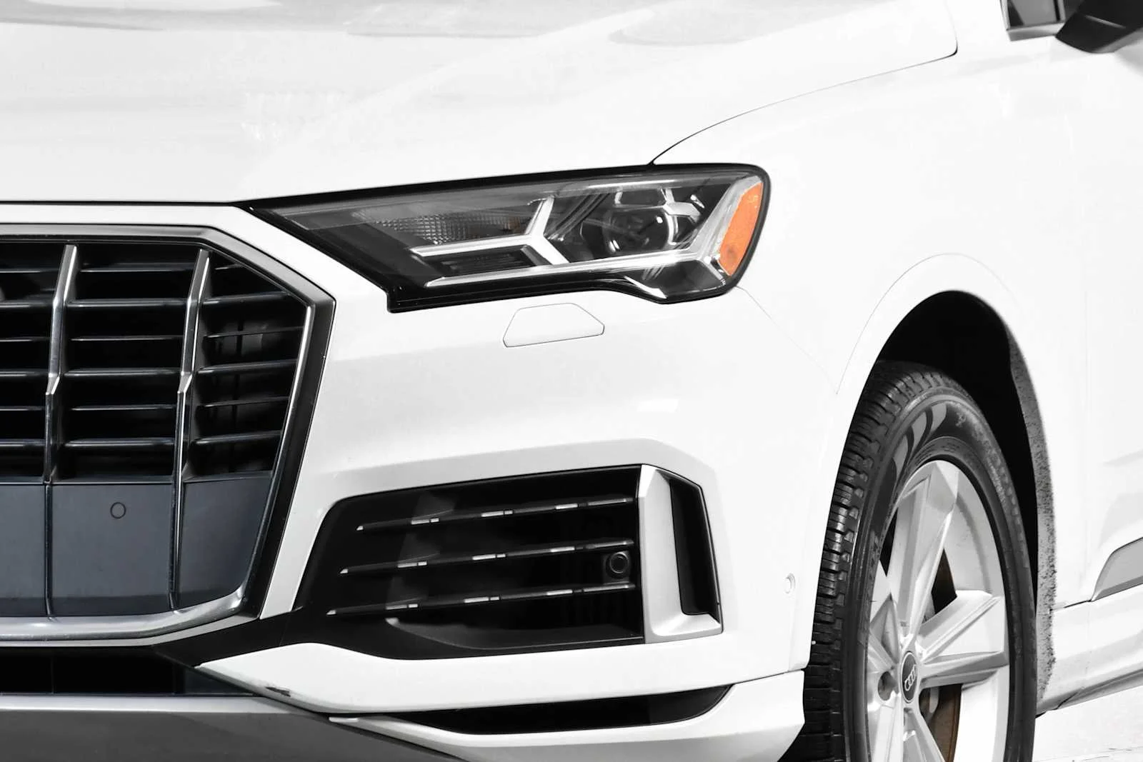 Used 2022 Glacier White Metallic Audi Premium image 10