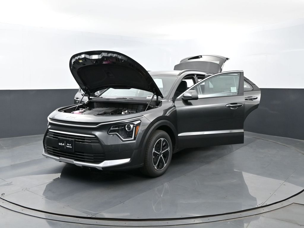 New 2026 Gray Kia LX image 26