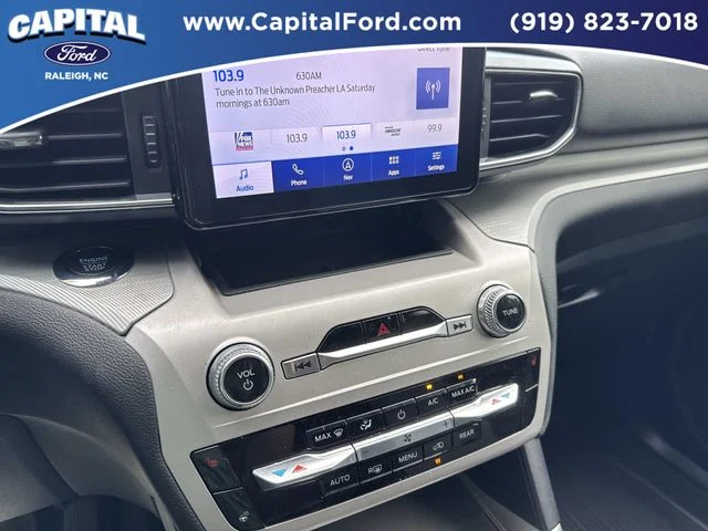Used 2023 Red Ford XLT image 27