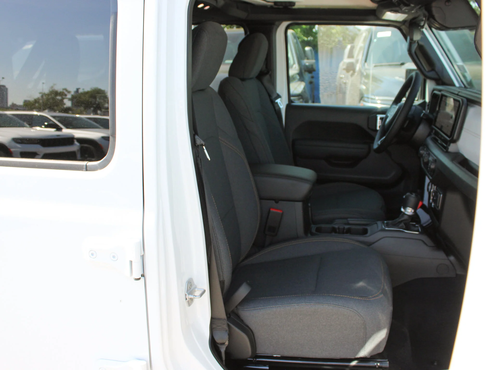 Used 2025 White Jeep Sport S* 4 Door 4x4, Remote Start, Heated Seats/Wheel image 11