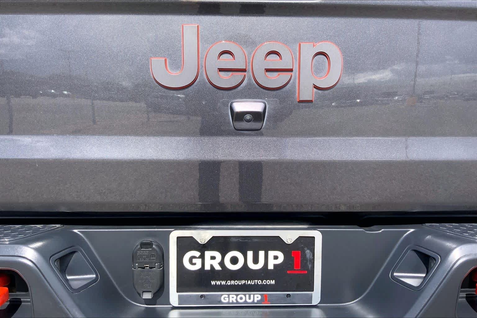 Used 2022 Granite Crystal Metallic Clearcoat Jeep Mojave image 30