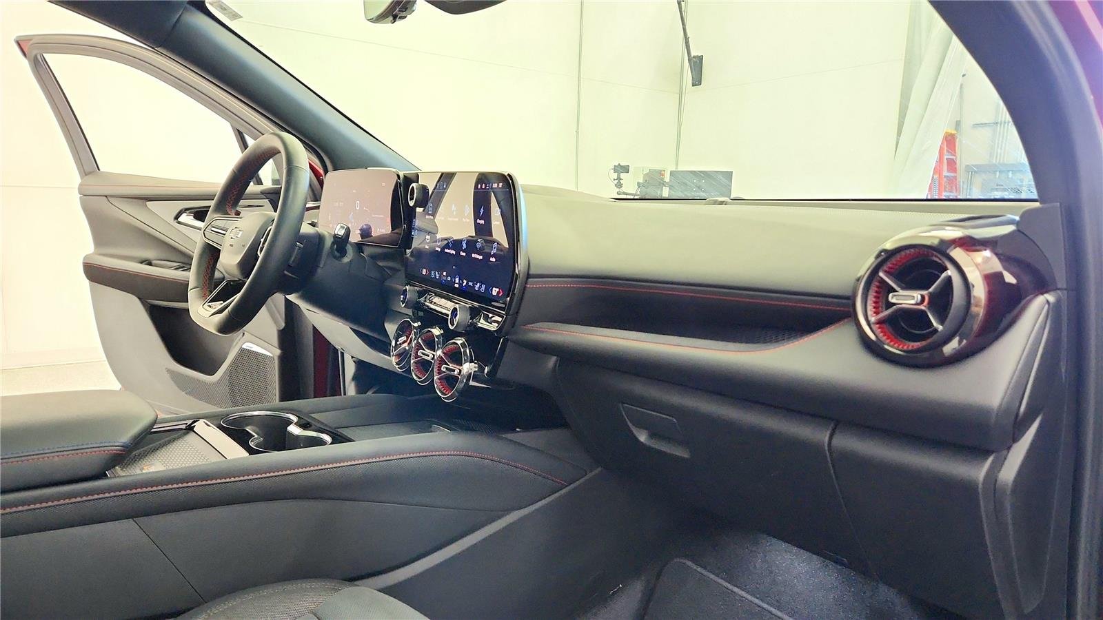 2025 Chevrolet Blazer EV RS - Photo 36