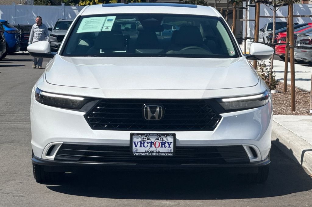 Certified Used 2024 Platinum White Pearl Honda EX image 9