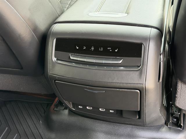 Used 2024 Dark Emerald Metallic Cadillac Sport Platinum image 27