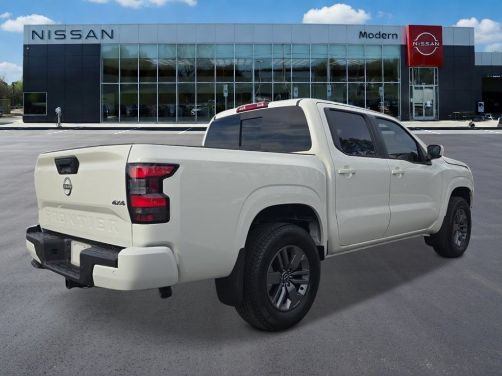 New 2026 Glacier White Nissan Crew Cab SV image 5