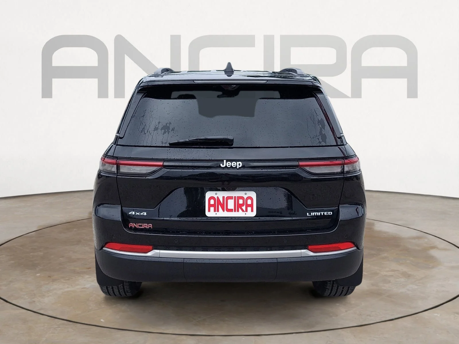 New 2026 Diamond Black Crystal Pearlcoat Jeep Limited image 9