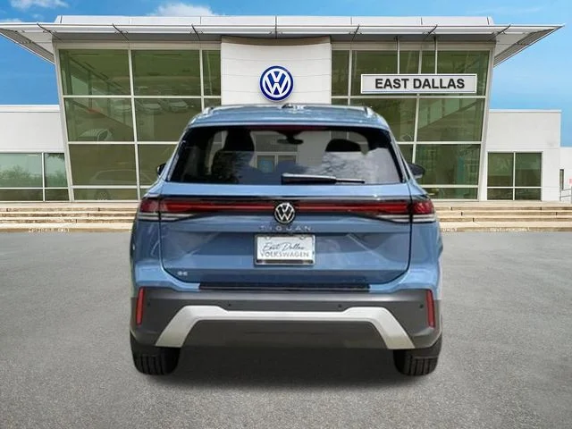 Used 2026 Blue Volkswagen 2.0T SE image 4