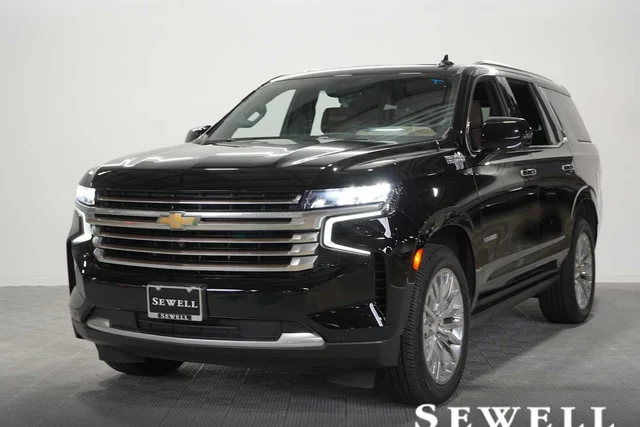 Pre-Owned 2023 Chevrolet High Country