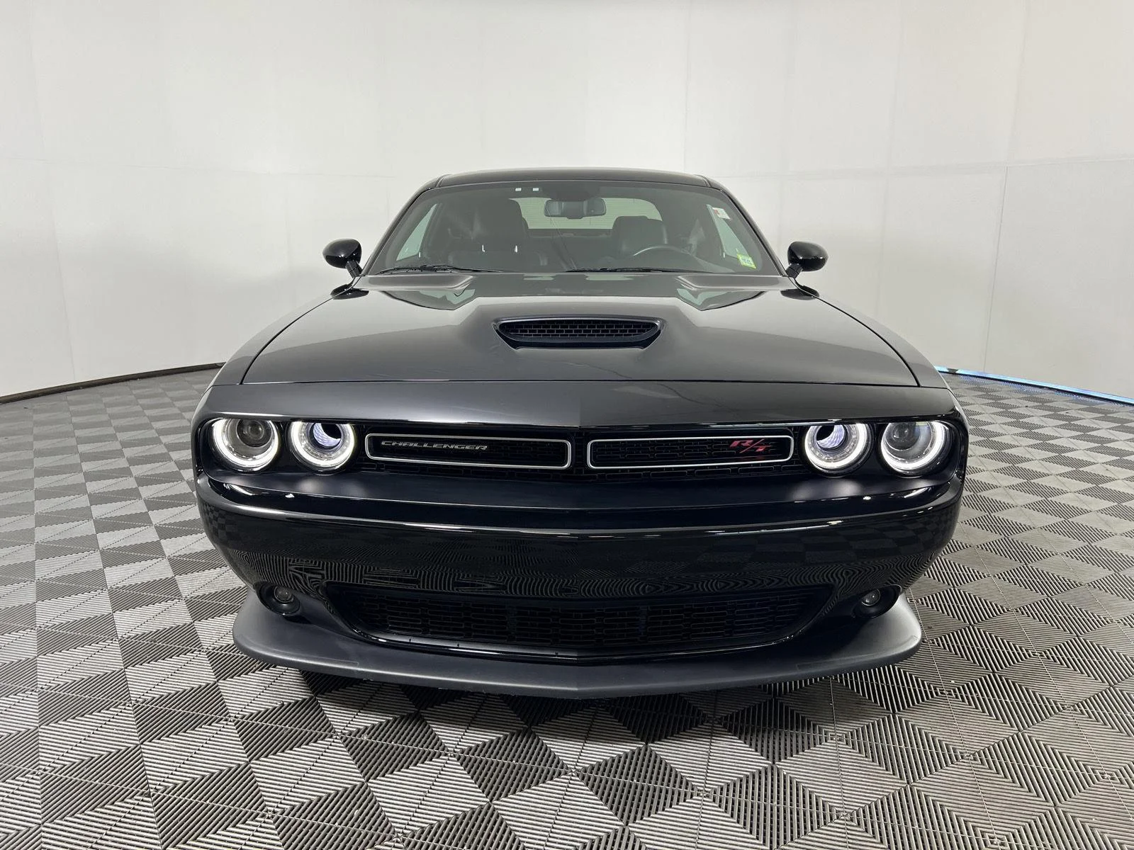 Used 2023  Dodge R/T image 29