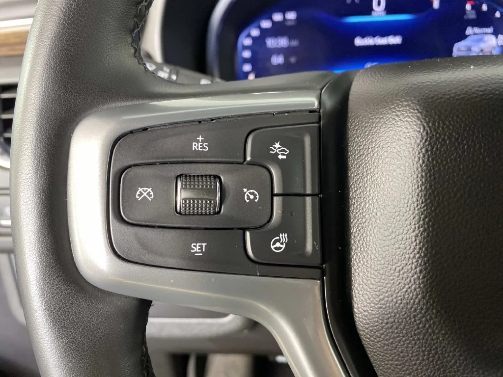 Used 2023 Ash Chevrolet Premier image 18