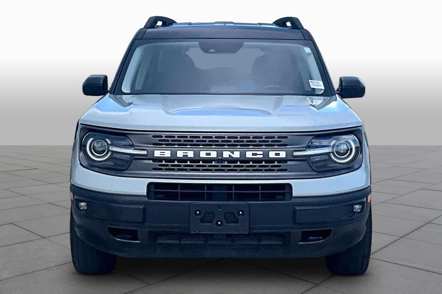 Used 2023 Cactus Gray Ford Badlands image 3