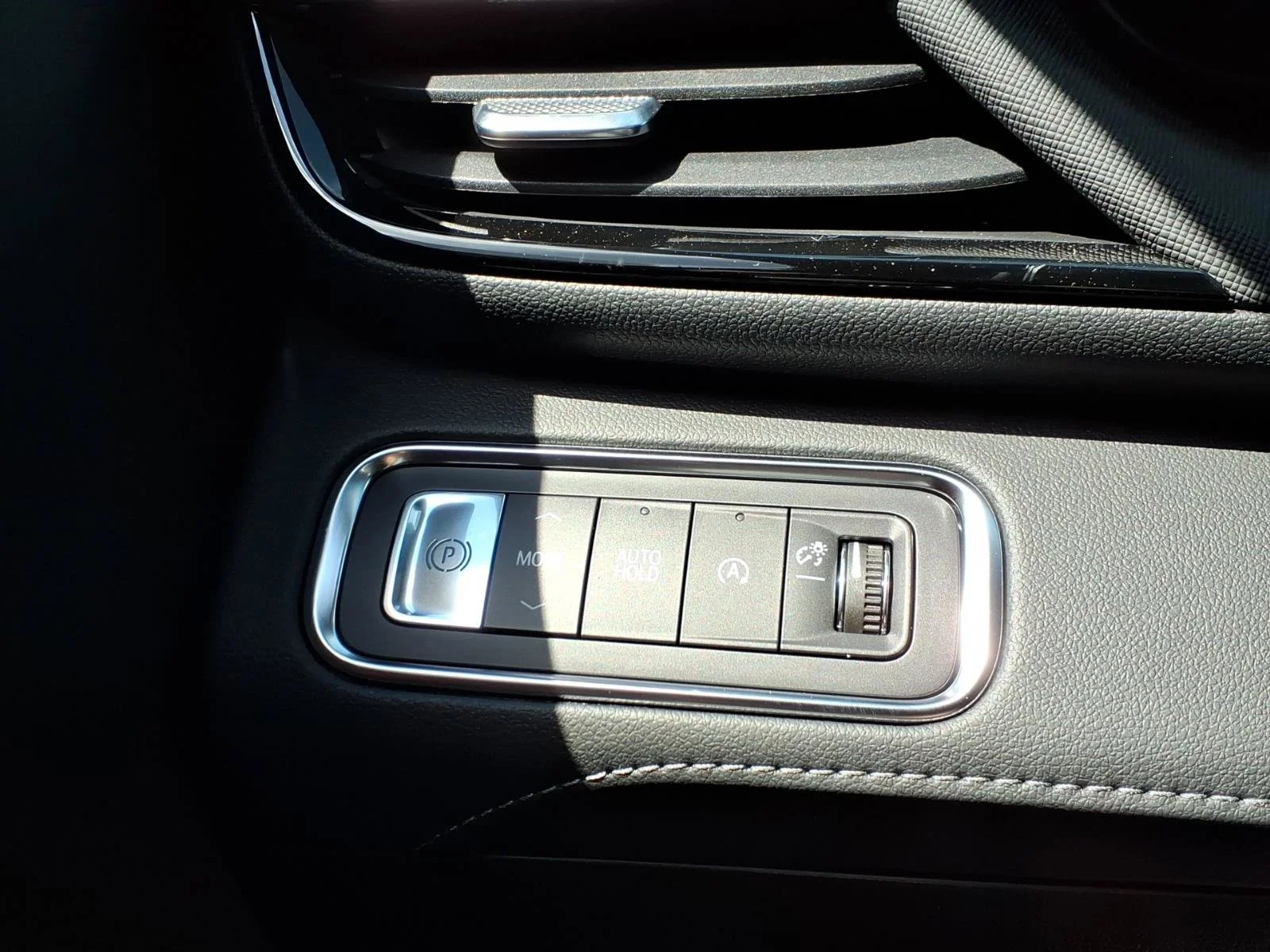 2026 Buick Enclave Preferred - Photo 23