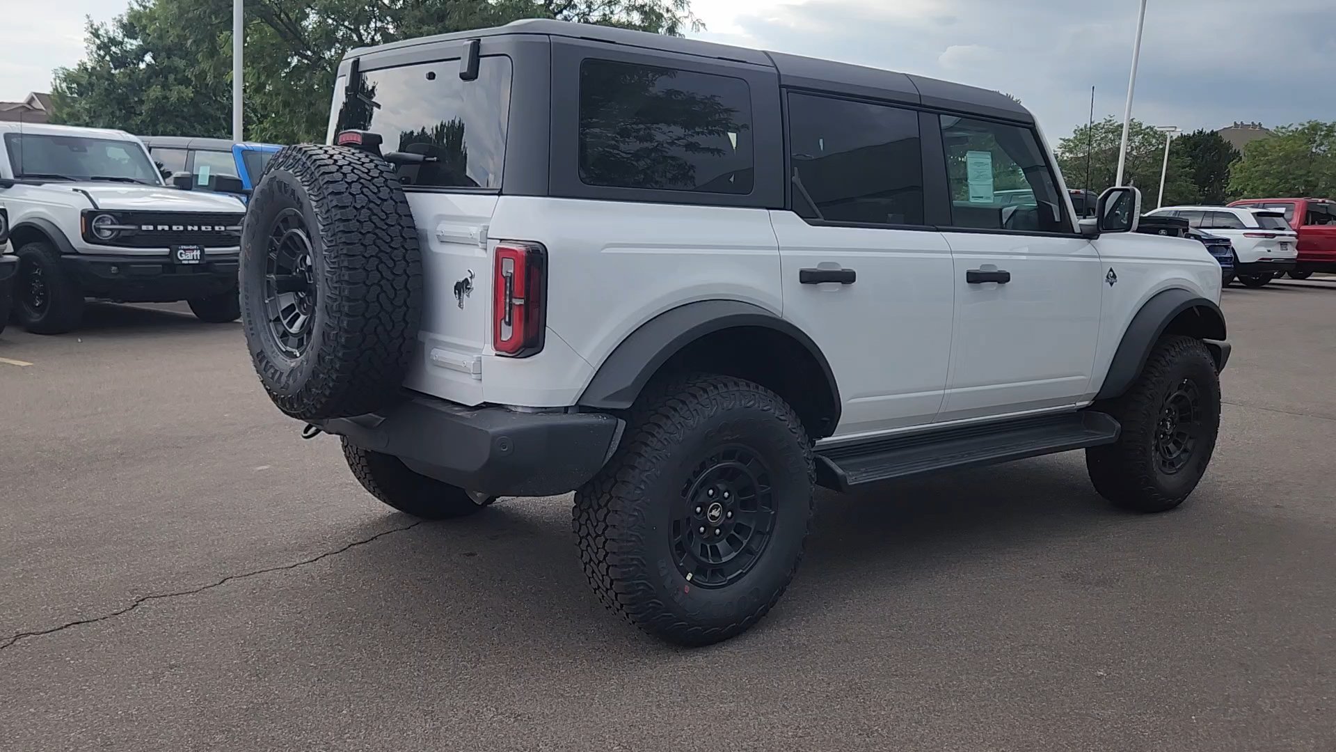 New 2026 Oxford White Ford Outer Banks image 10