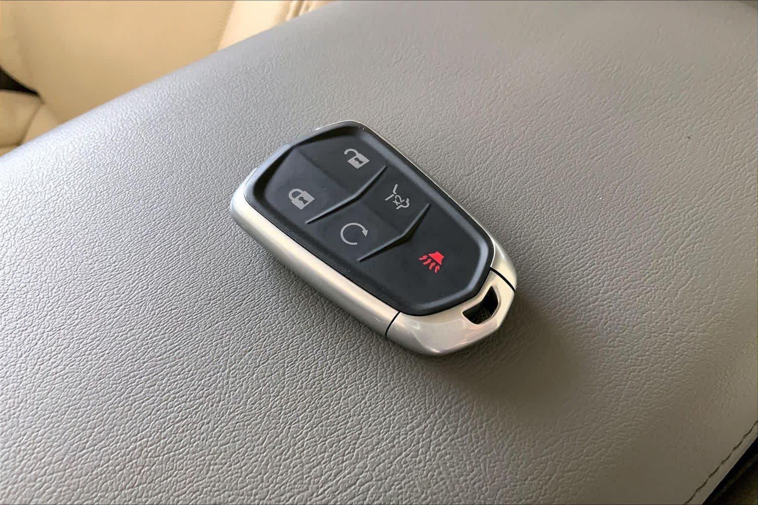 Used 2019 Shadow Metallic Cadillac Premium Luxury AWD image 15
