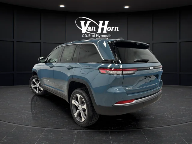 New 2026 Steel Blue Exterior Paint Jeep Limited image 5
