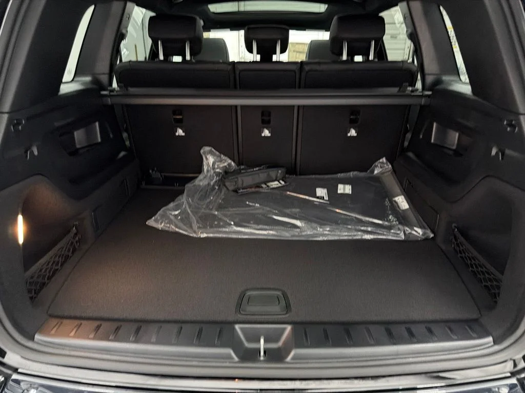 New 2026 Black Mercedes-Benz GLB 250 image 22