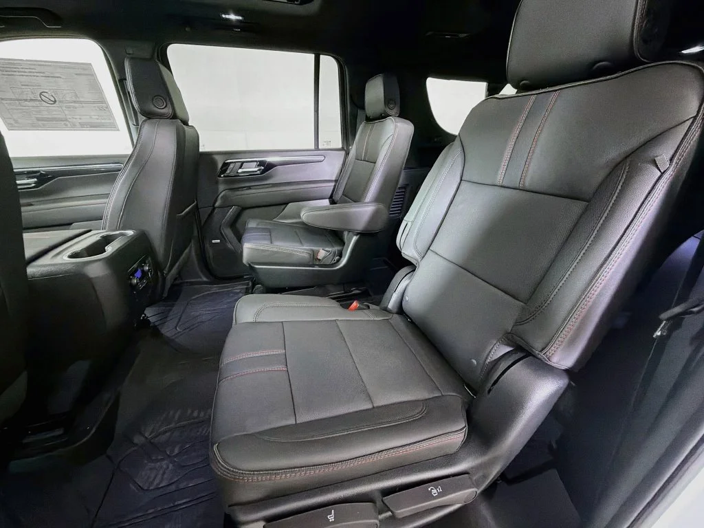 2026 Chevrolet Suburban RST - Photo 20