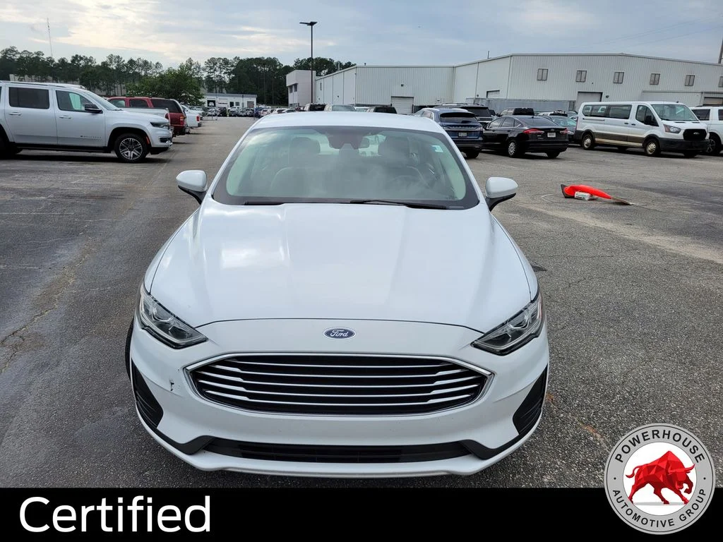 Used 2020 White Ford SE image 10